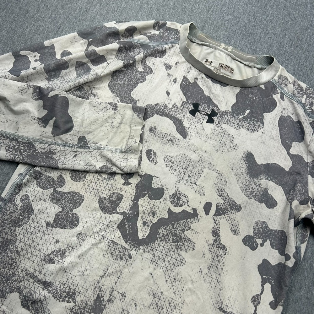 Under Armour Fitted Heatgear Long Sleeve‎ Shirt Boys Youth XL Gray Camo UPF 50+